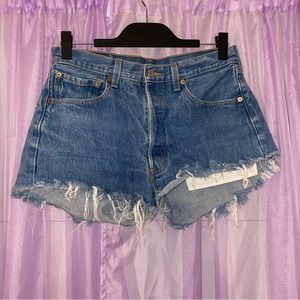 Vintage Levi’s Straight Fit 501 Denim Shorts